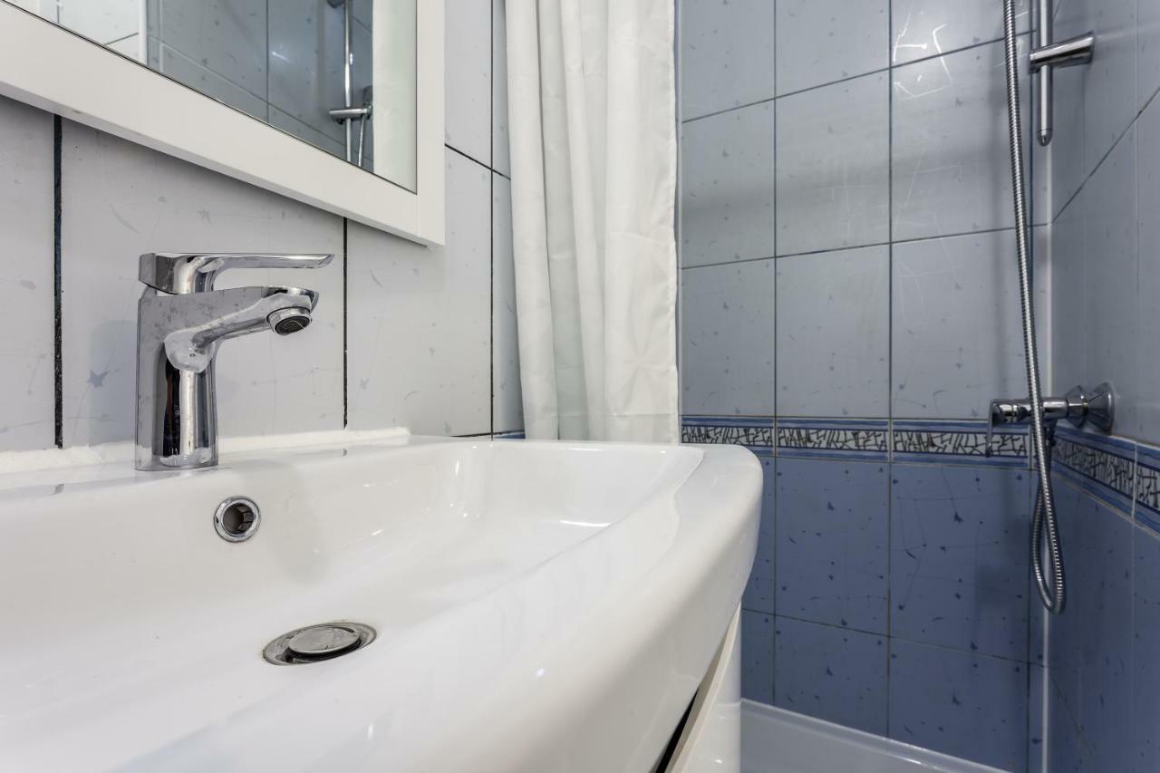 Modern Apartment In Lviv Historic Centre ภายนอก รูปภาพ